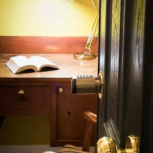 Vis Romae Luxury Roma