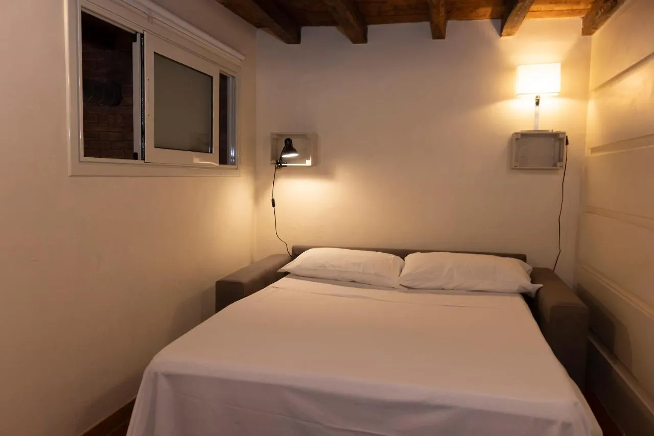 Venezia Square Apartment Rome Italy